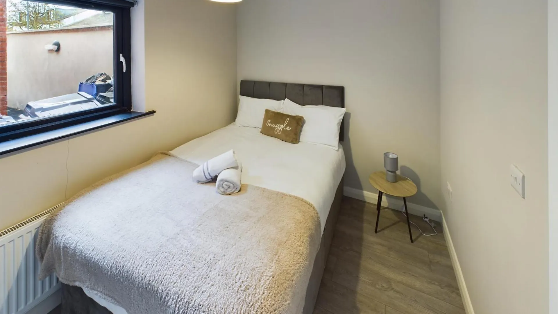 Cozy 1 Bedroom Apartment In Belfast
